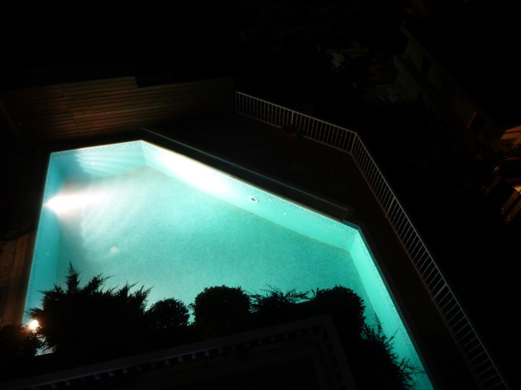 Villa Politia Atenas Habitación foto